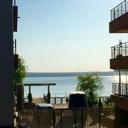 Aida's Mamaia